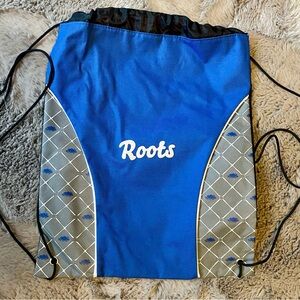 Roots Black and Blue Drawstring Bag
